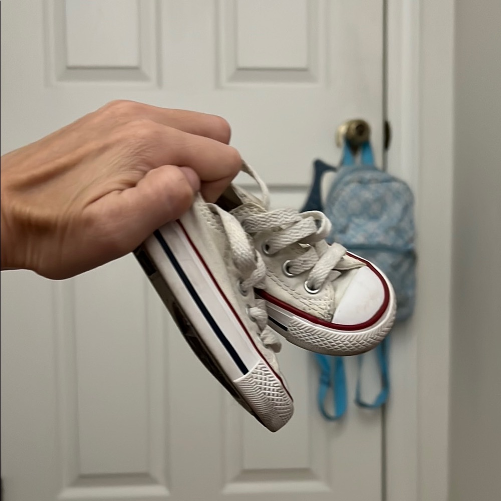 Kids Converse White Low Size 3